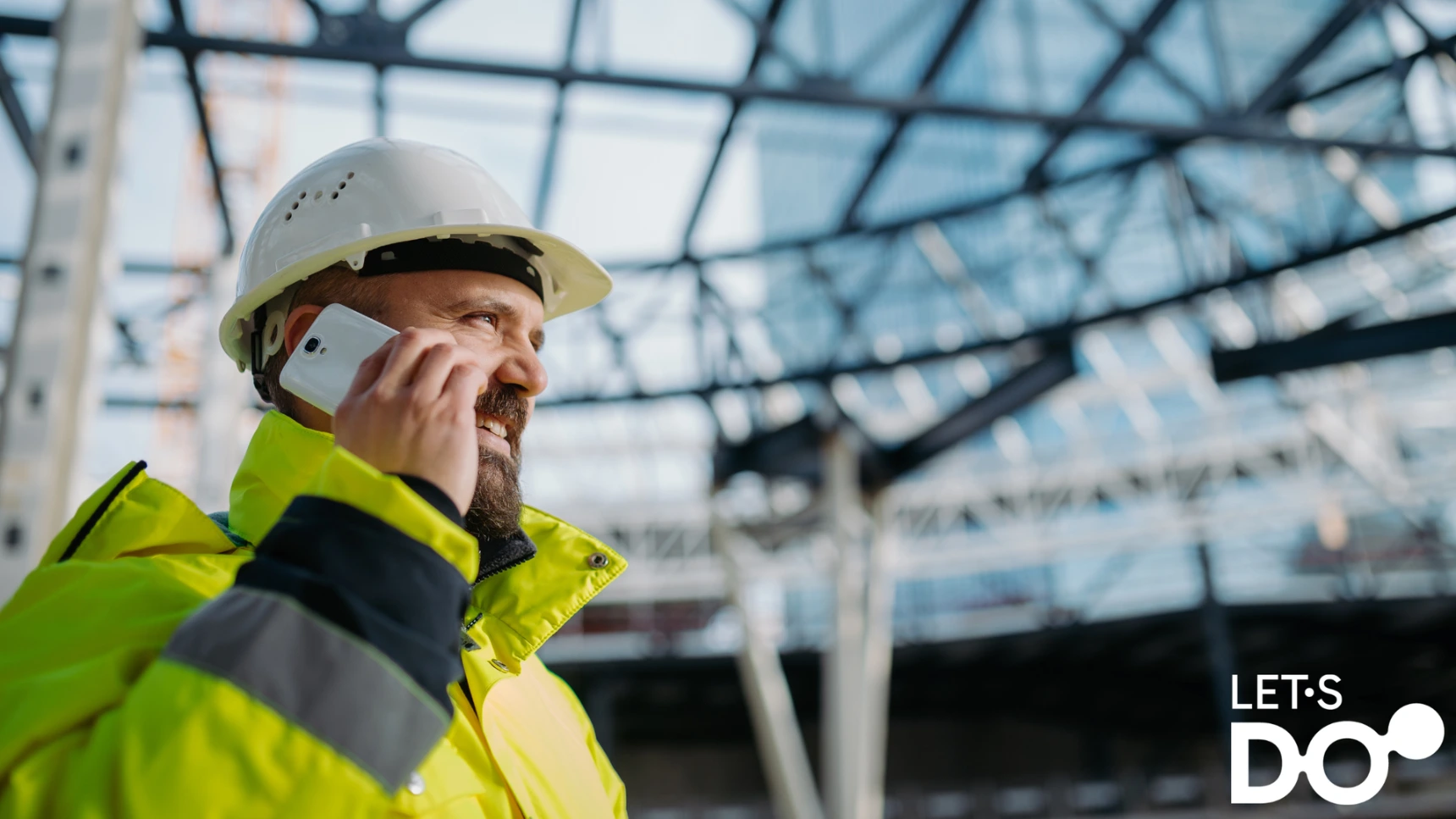 Patron en visite chantier